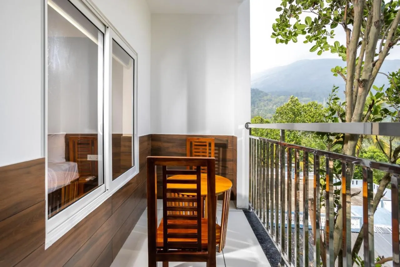 Hotel Star Emirates Luxury Resort And Spa, Munnar Anachal