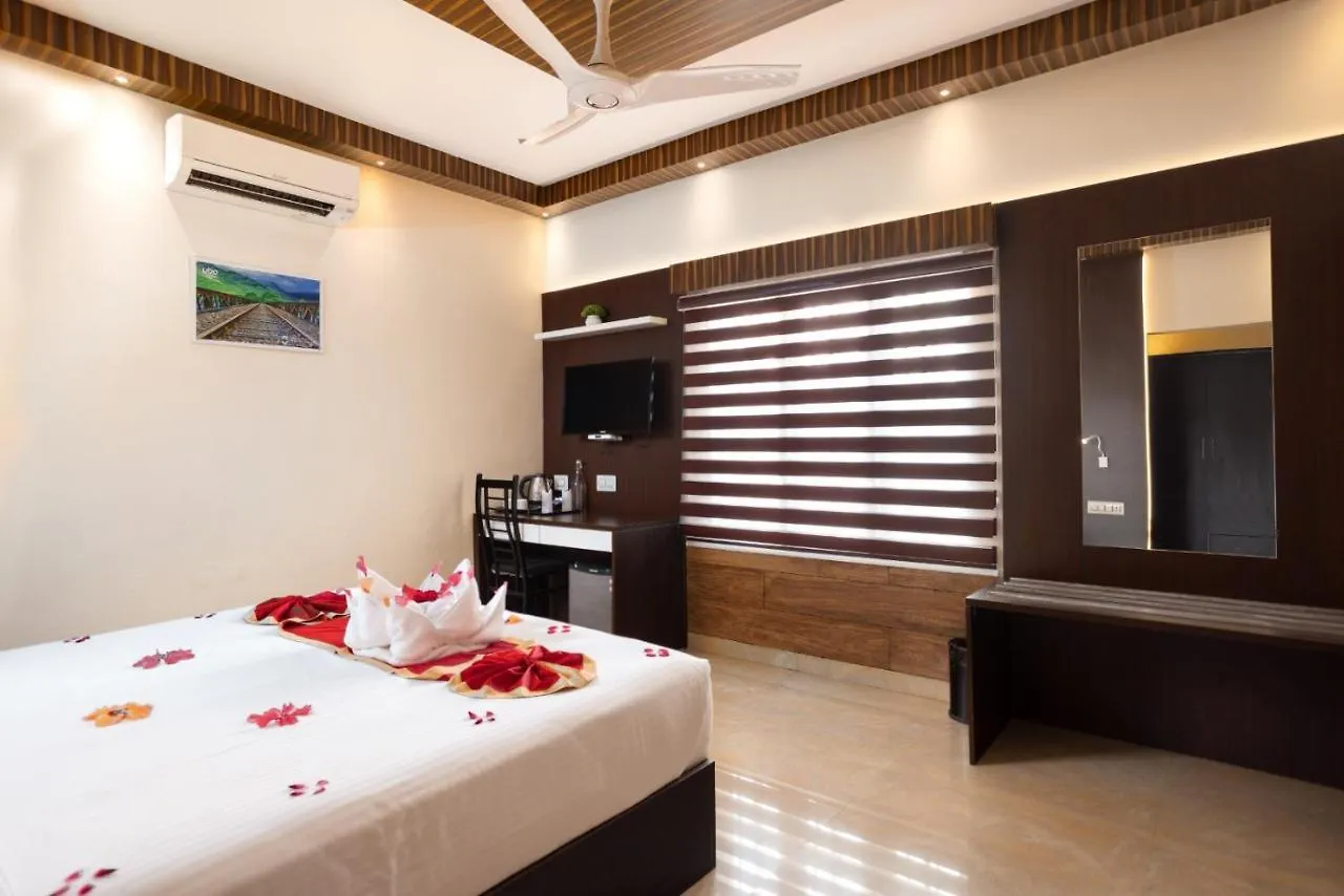 Star Emirates Luxury Resort And Spa, Munnar Anachal India