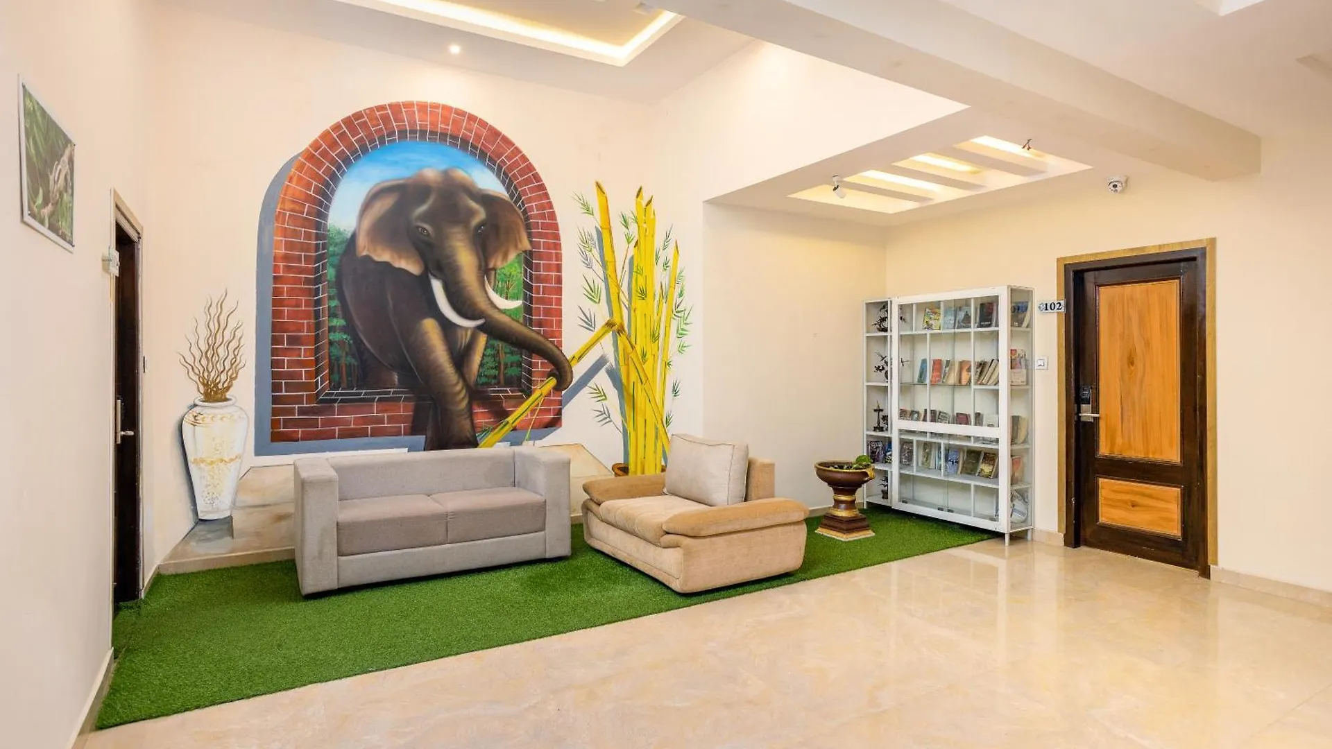 Star Emirates Luxury Resort And Spa, Munnar Anachal