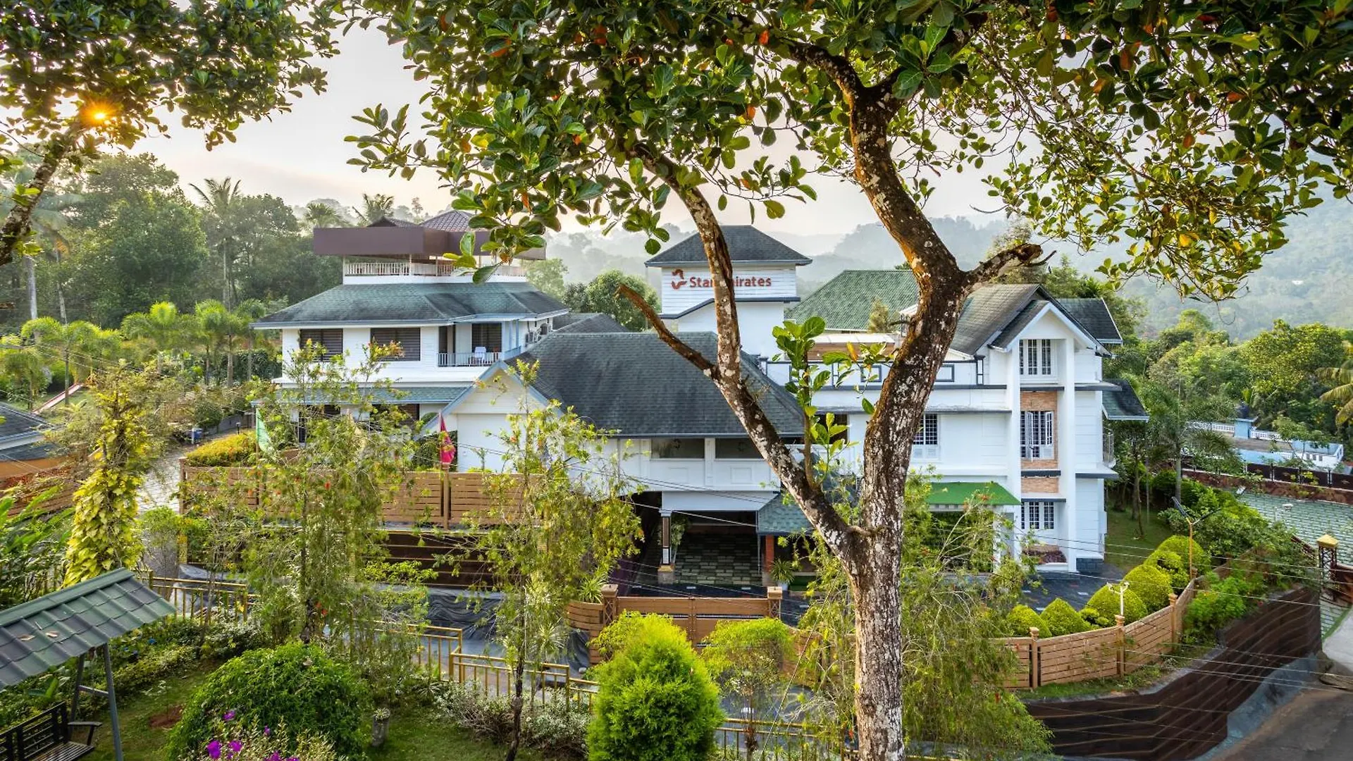 Star Emirates Luxury Resort And Spa, Munnar Anachal India
